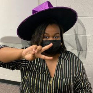 Meet your Posher, Timya